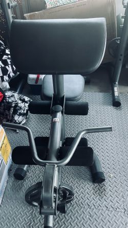 Work out bench and weights with 140 lbs of weigh and curl bar