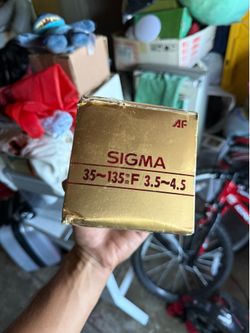 📷 Sigma AF 35-135mm f/3.5-4.5 Zoom Lens for Canon EF / Film Mount w/ Box & Caps