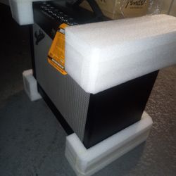 MUSTANG III V2 1 x 12 Solid State Amplifier 1 x 12