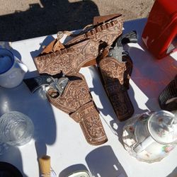 Vintage Toy Cap Guns And Holster
