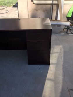 Solid office or home desk