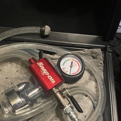 Snap On Vacuum Coolant Filler/ Pressure Filler