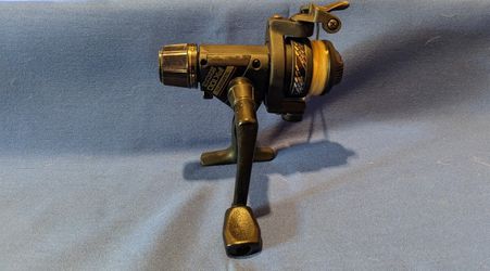 Shimano FX100/RK-1 Fishing Reel. Works Like New. Ready To Go With Line  Spooled. Normal Wear And Tare. Quality You Can't Find In New Reels. Used.  for Sale in North Aurora, IL 