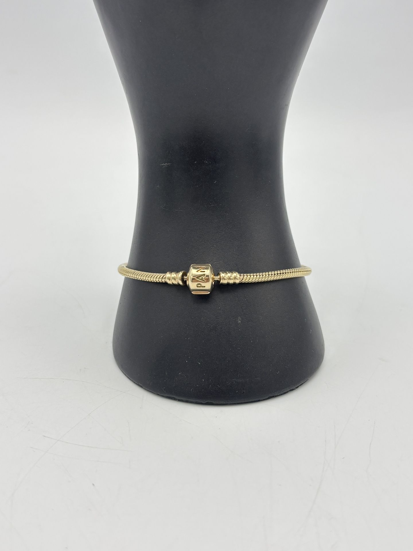 14kt 8” YG Pandora Bracelet