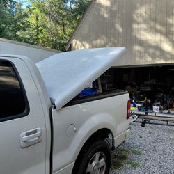 Topper Bed  Cover.            Free.