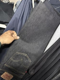 Black Levi’s 501’s 34X36