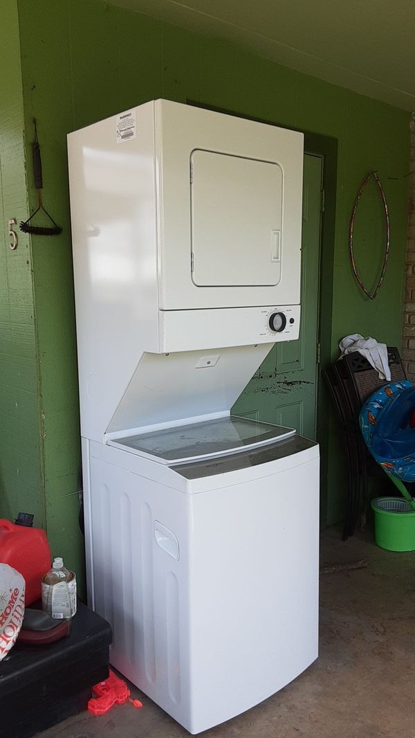 Whirlpool stackable washer n dryer for Sale in San Antonio