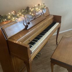 Vintage Piano Great Condition 