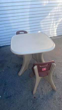 Kids table