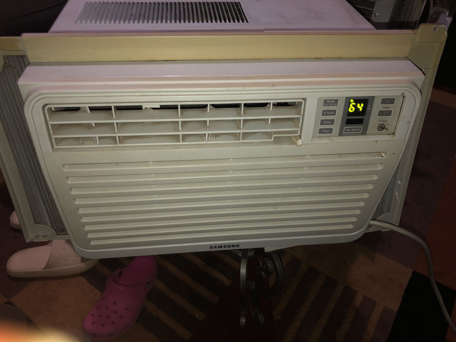 Window Air Conditioner 6,300 Btu 