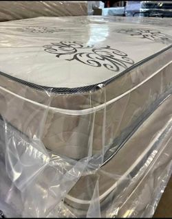 Soft and Supportive Mattress – Great for Relaxing!