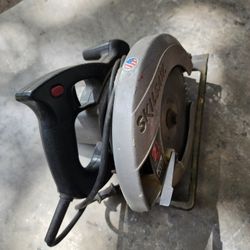 Skilsaw With Blade. $50