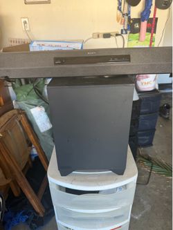 Sony surround bar and woofer