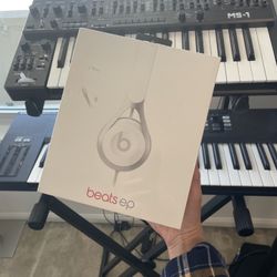 Beats EP Headphones 
