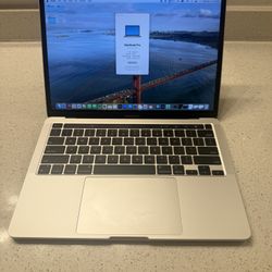MacBook Pro M2 2022