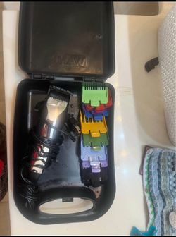 Wahl Hair Clippers with Case and Guards