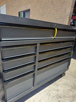 HUSKY 52"IN WORKBENCH TOOL CHEST NEW
