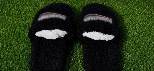 OFFERS! Balenciaga Designer Black Slides