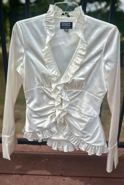 ✨ Adrianna Papell Evening Essentials Ruffle Satin Blouse – NWT ✨ 
