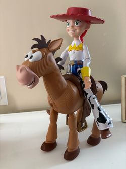 Toy Story Jessie and Bullseye Figure Set
