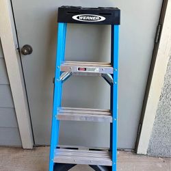 Werner 4ft Blue Step Ladder