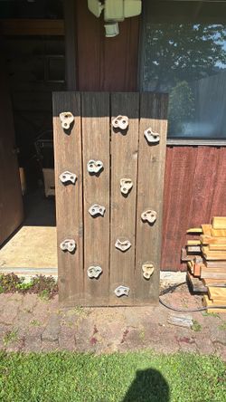Climbing wall