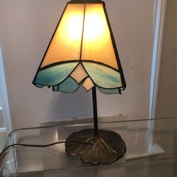 Vintage Stained Glass On Lilly Pad Lamp