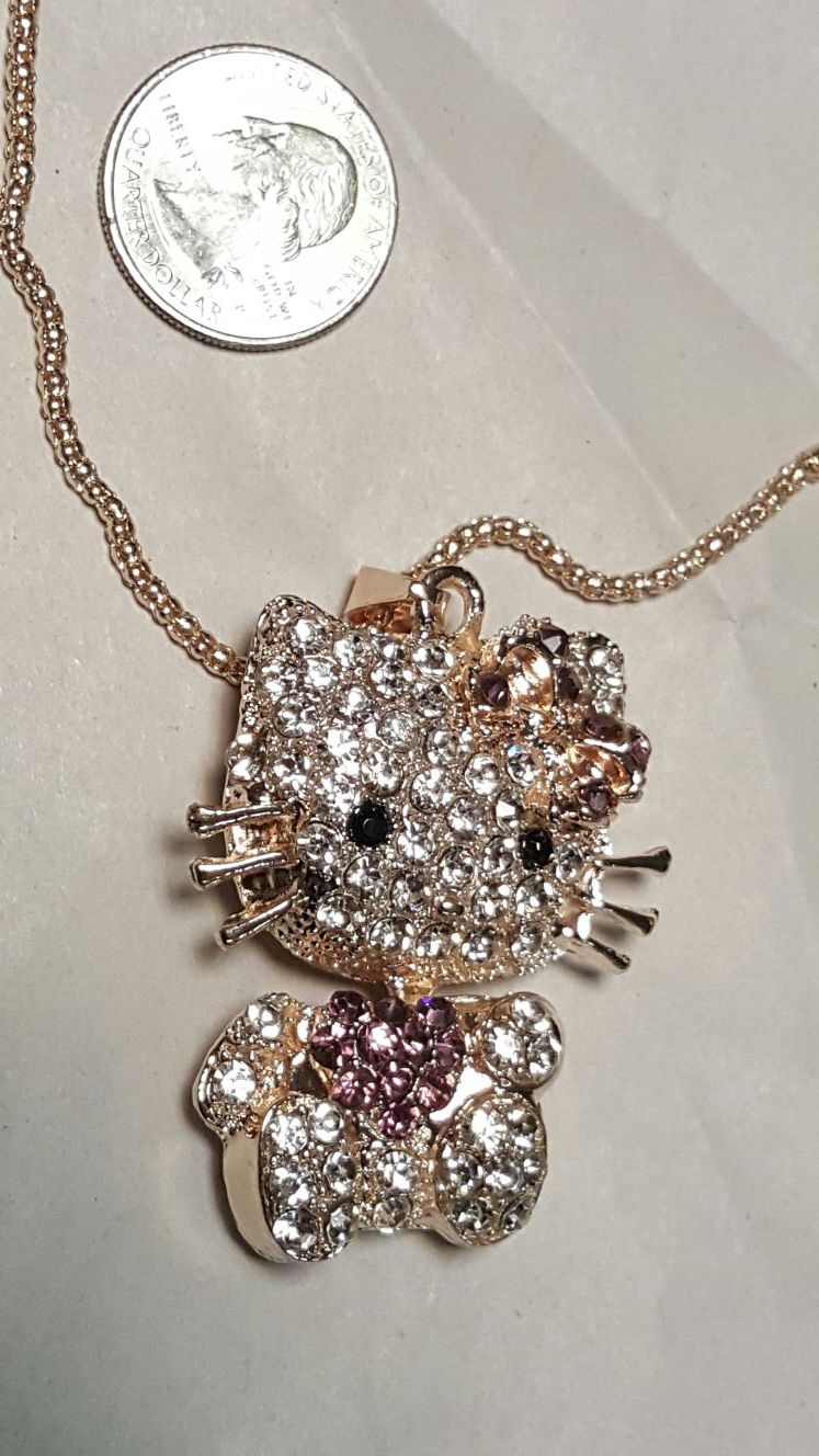Purple crystal Sweetheart Kitty Cat pendant chain necklace.