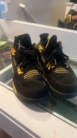 Black and yellow Jordan