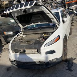 2017 JEEP CHEROKEE PARTS ONLY