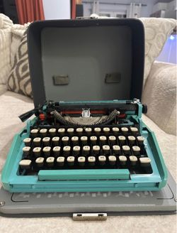 1950s Remington Typewriter 