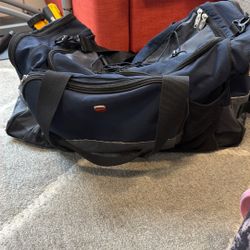 Victorinox Swiss Army Travel Gym Sport Duffle Bag 20" Woven Cordura Nylon