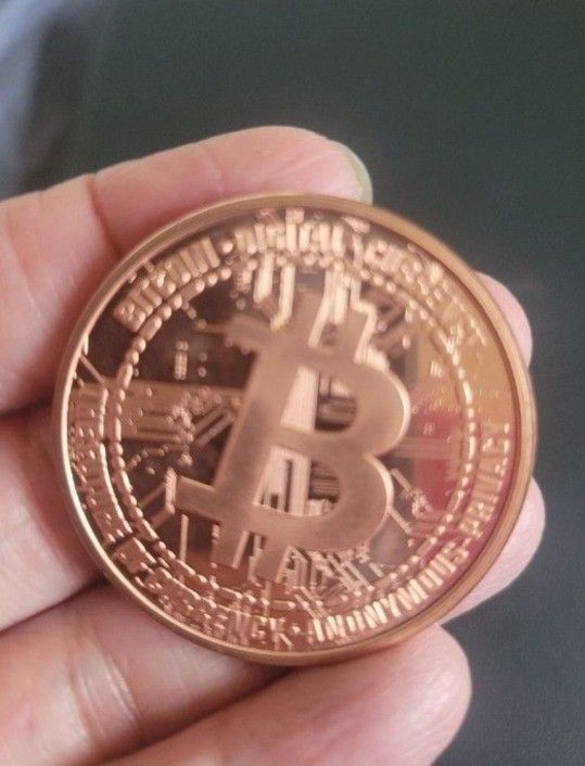 Bitcoin. 999 Copper Collector's Item