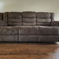 STUNNING DEAL ALERT! Beautiful Brown Recliner Sofa Set – Sofa + Love Seat + Chair 🛋️✨ Only $899