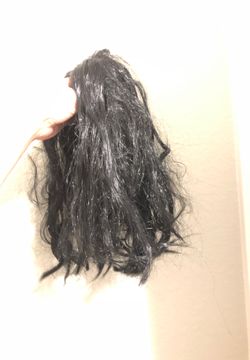 Black wig