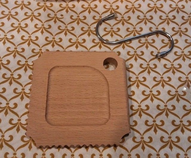 Bristle-Free Wooden Grill Scraper BBQ Cleaner - Safe Natural Wood Tool for Grate