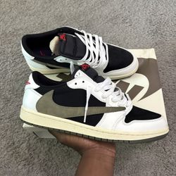 Travis Scott Jordan 1 “Olive” - Size 11