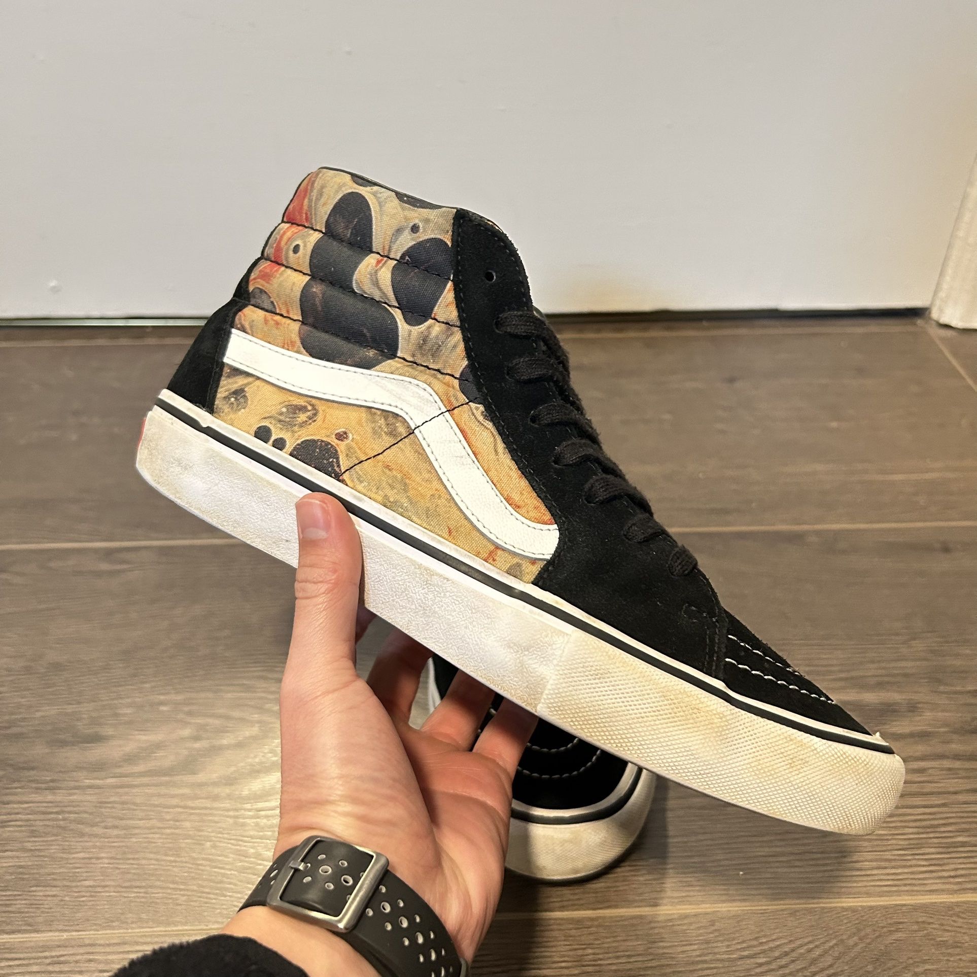 Supreme/ Vans Sk8-Hi Pro