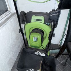 Lawn Equipment (Greenworks - 60v Cordless)