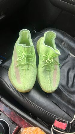Adidas Yizee 10 1/2