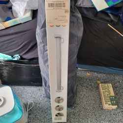 Retractable gate for kids and pets