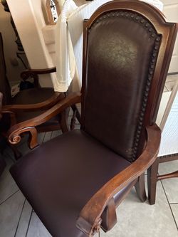Dining chairs ( 6 )