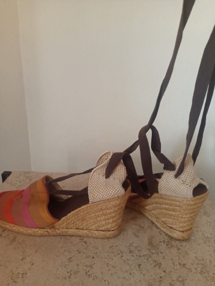Joan And David Espadrilles Size 10