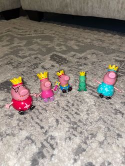 Peppa Pig Royal Family Figure Set