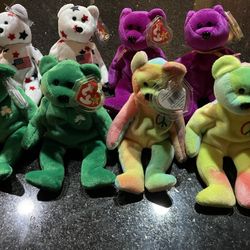 Lot of 8 beanie babies for sell all in great condition with tags all protected $40