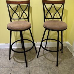 Set of 2 swivel bar stool 29” to seat and 41” total H