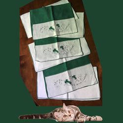 7 Vintage MCM Green and White Napkins With Flowers