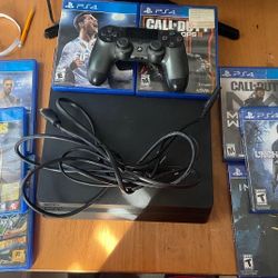 Ps4 With 8 Games