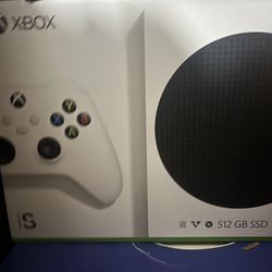 Xbox Series S Bundle
