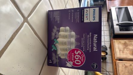 Baby bottle set